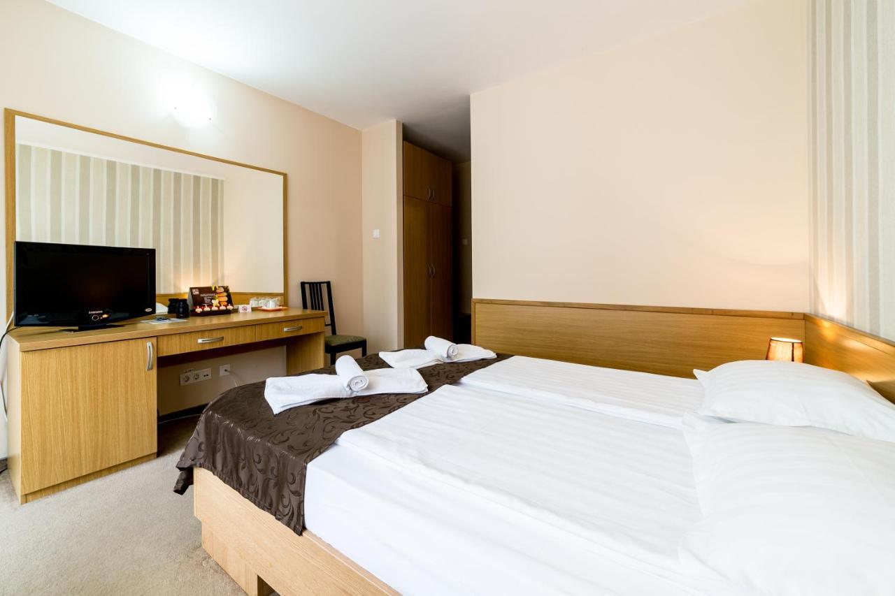 Hotel Muresul Health Spa โซวาตา ภายนอก รูปภาพ
